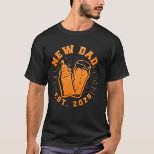 Erster Vatertag NEUER DAD EST. 2025 in der Zukunft T-Shirt