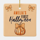 Erstes Halloween-Kürbis-Schleife für Babys Keramikornament (Rückseite)