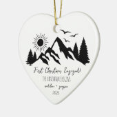 Erstes Verlobtes Adventure Keramik Ornament (Links)