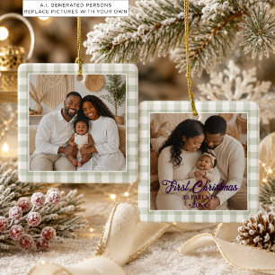 Erstes Weihnachten als Eltern Fotos Sage Gingham Keramikornament