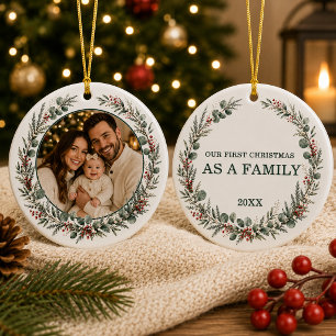 Erstes Weihnachten als Familienfoto Keramik Ornament