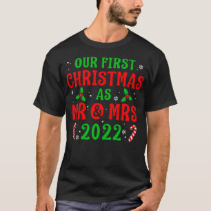 Erstes Weihnachten als und Frau 2022 Paar Frischve T-Shirt