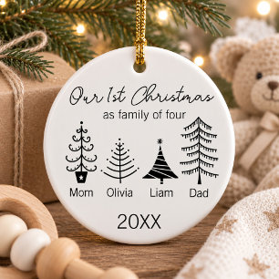Erstes Weihnachten Familie von vier Personen Moder Keramik Ornament