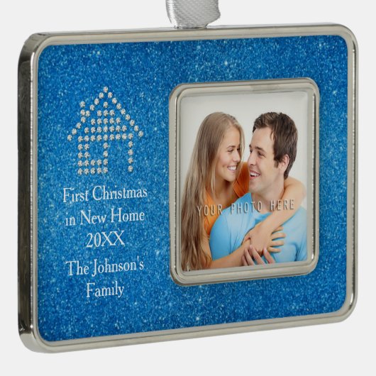 Erstes Weihnachten im neuen blauen Glitzer des Rahmen-Ornament Silber (Rechts)