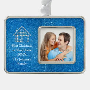 Erstes Weihnachten im neuen blauen Glitzer des Rahmen-Ornament Silber