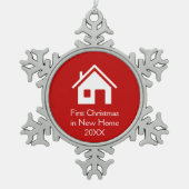 Erstes Weihnachten im neuen roten Hintergrund des Schneeflocken Zinn-Ornament (Vorderseite)