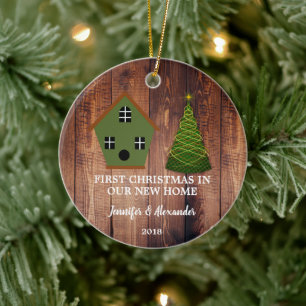 Erstes Weihnachten in unserem neuen Zuhauseholz Keramik Ornament