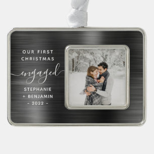 Erstes Weihnachten verlobt Foto Grau gebürstetes M Rahmen-Ornament Silber
