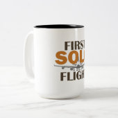 Erstflug mit Solo Zweifarbige Tasse (Vorderseite Links)