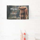 Erstgeburtsfeier des Hochlandkuhkalbs in Monogramm Banner (InSitu)