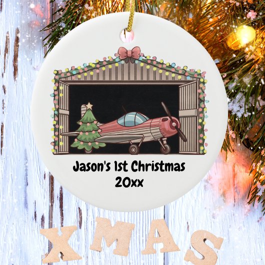 Erstgeburtsjunge Red Airplane Tree Hangar Pilot Bo Keramik Ornament