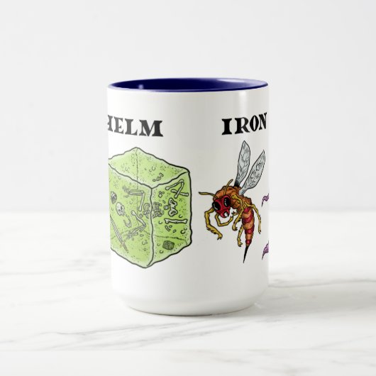 Erstklassige Eisen-Helm-Kaffee-Tasse Tasse (Zentrum)