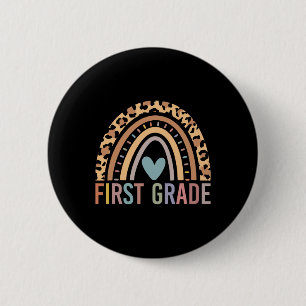Erstklassige Regenbogenmädchen Jungen Lehrer Team Button