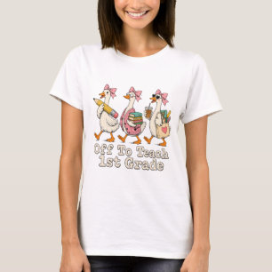 Erstklasslehrer geht zum Unterrichten der 1. Klass T-Shirt