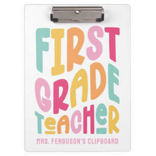 Erstklasslehrerin Farbige Typografische Gestaltung Klemmbrett