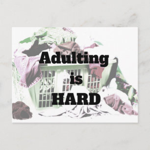 Erwachsene haben eine HARD mit einer Postkarte für