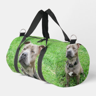 Erwachsene Male Staffordshire Bull Terrier Sitting Duffle Bag