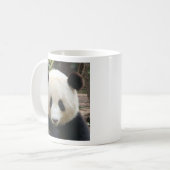 Erwägen des Pandas Kaffeetasse (Vorderseite Links)