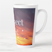 Erwarten Sie, dass Wunder das Sonnenuntergang spre Milchtasse (Rechts)