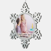 erwartetes Paar Schneeflocken Zinn-Ornament (Rechts)