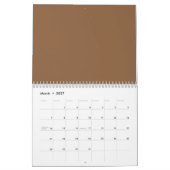 Erweitern Sie Ihr Design mit einem braunen Hinterg Kalender (Mär 2027)