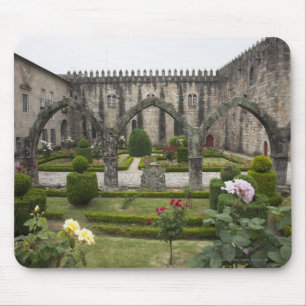 Erzbischof Palace Of Braga mit Garten Mousepad