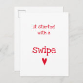 Es begann mit einem "Swipe - Funny Valentine's Day Postkarte (Vorne/Hinten)