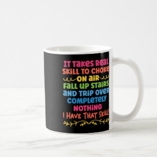 Es braucht echte Fähigkeiten, auf Luftfalltreppen  Kaffeetasse