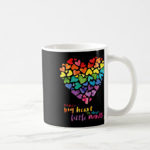Es braucht ein großes Herz, um kleine Geister zu f Kaffeetasse