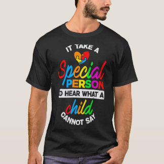 Es braucht eine besondere Person, um auf Autismus- T-Shirt