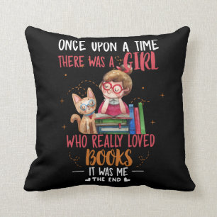 Es gab einmal ein Mädchen, das wirklich Bücher mac Kissen