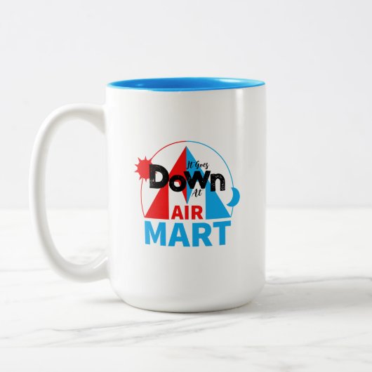 Es geht am Air Mart runter - Offizielle Tasse (Links)