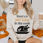 Es gibt ein kleines türkisches Shirt