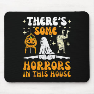Es gibt ein paar Horror in diesem Gastgeber Hallow Mousepad