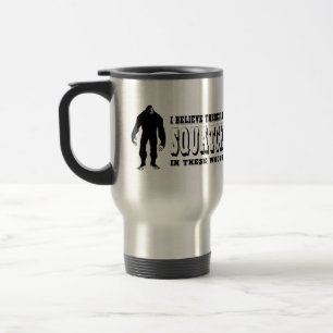 Es gibt ein Squatch in diesem Holz! Bigfoot-Leben Reisebecher