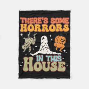 Es gibt einige Horror in diesem Haus Ghost Pumpkin Fleecedecke