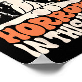 Es gibt einige Horror in diesem Haus Ghost Pumpkin Poster (Ecke)