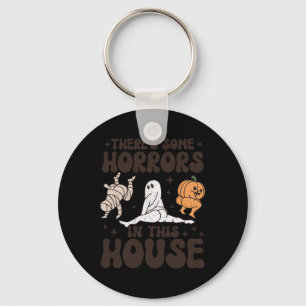 Es gibt einige Horror in diesem Haus Ghost Pumpkin Schlüsselanhänger