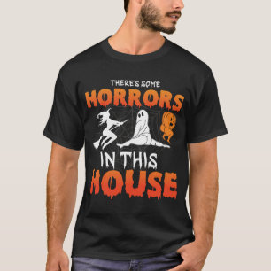 Es gibt einige Horror in diesem Haus Ghost Pumpkin T-Shirt
