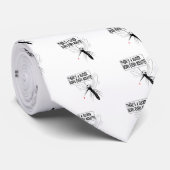 Es gibt jede Minute einen Saucker Geboren Krawatte (Gerollt)