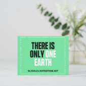 Es gibt nur eine Erde Postkarte (Stehend Vorderseite)