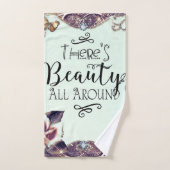 Es gibt Schönheit rund um Schmetterlinge und Rose Badhandtuch Set (Handtuch)