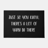 Es gibt viel Garn Schwarz-weiß Knitter Funny Fußmatte (Vorderseite)