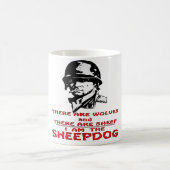 Es gibt Wölfe dort sind Schafe, die ich der Kaffeetasse (Mittel)