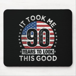 Es hat mich 90 Jahre gekostet, so gut auszusehen 9 Mousepad