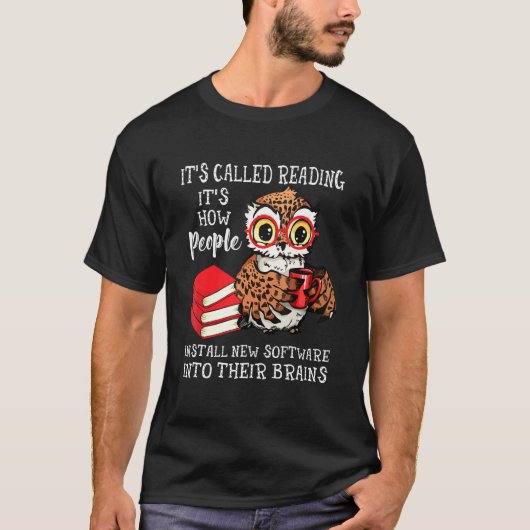 Es heißt Lesebuch-Eule T-Shirt (Vorderseite)