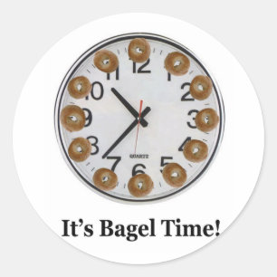Es ist Bagel Time! Runder Aufkleber