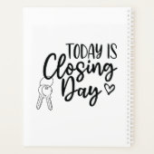 Es ist der Closing Day Real Anwesen Planer (Rückseite)