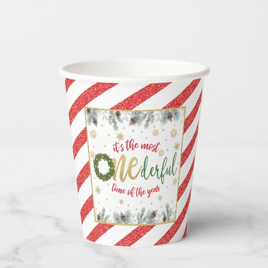 Es ist die derbarste Zeit des Jahres (Kranz) Pappbecher (Rückseite)