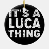 Es ist die Idee eines lustigen Männerjungen Keramik Ornament (Hinten)